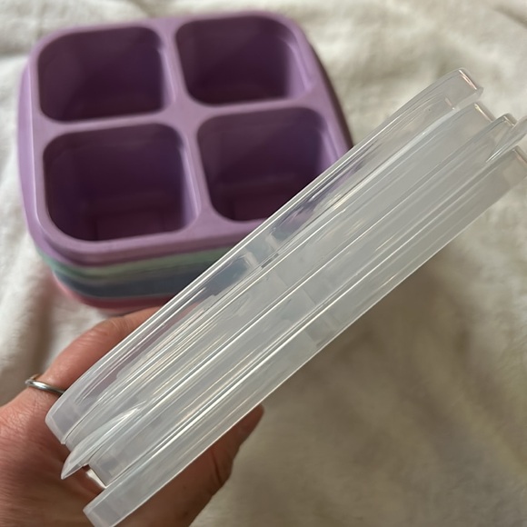 Set of 4 compartmentalized snack / food / meal prep containers - Picture 4 of 4